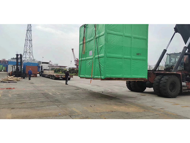 出口重(zhong)型真空防(fang)雨包裝