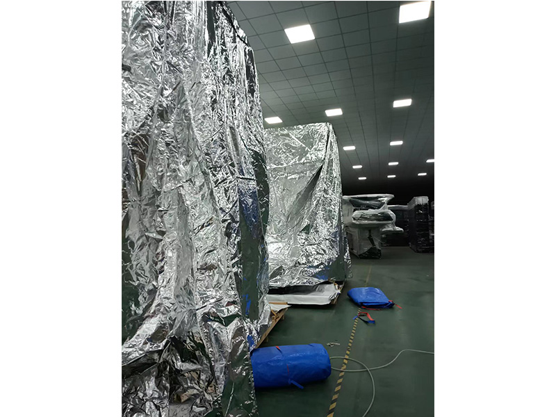 龍崗(gang)新能(neng)源重(zhong)型木(mu)箱真(zhen)空包(bao)裝