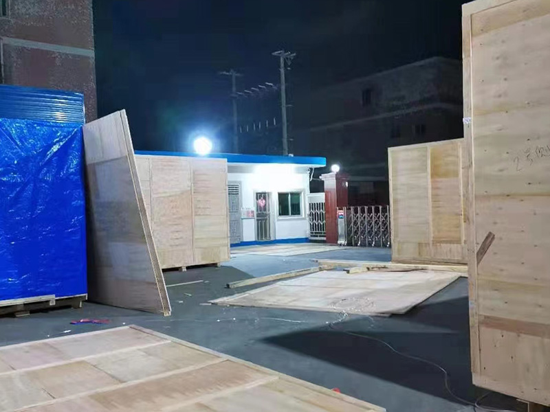 重(zhong)型加(jia)固木(mu)箱