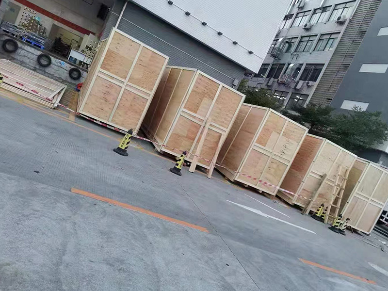 重(zhong)型加(jia)固木(mu)箱